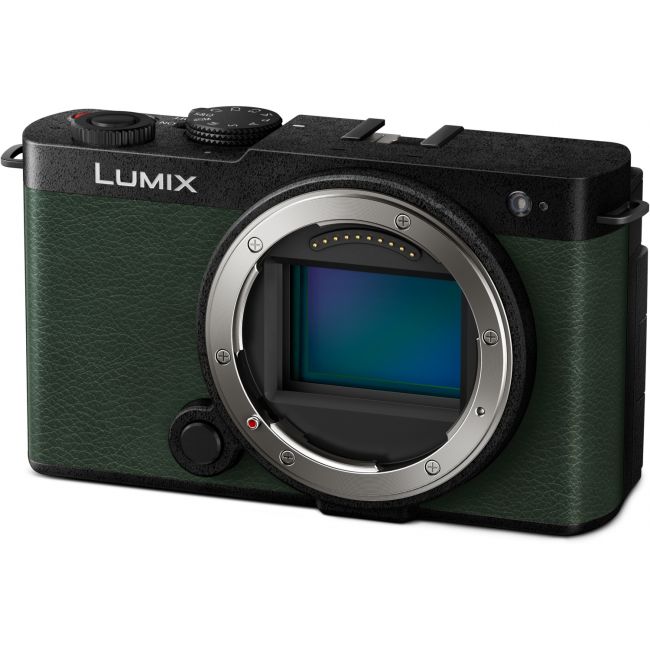 Фотоаппарат Panasonic Lumix DC-S9 + 18-40mm f/4.5-6.3 Dark Olive (DC-S9NE-G)