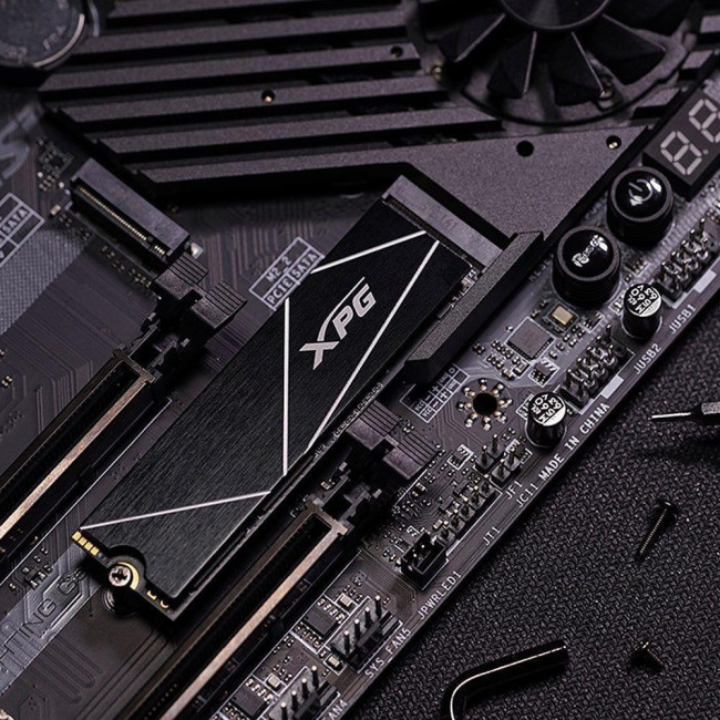 SSD накопитель ADATA XPG Gammix S70 Blade 512 GB (AGAMMIXS70B-512G-CS)
