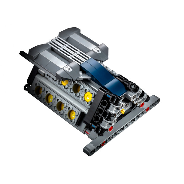 Авто-конструктор LEGO Technic Bugatti Chiron Бугатти (42083)