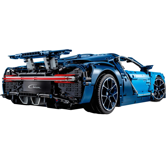 Авто-конструктор LEGO Technic Bugatti Chiron Бугатти (42083)