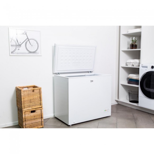 Beko CF200W