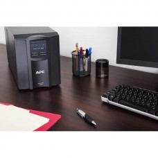 Источник бесперебойного питания APC Smart-UPS 1000VA 230V LCD IEC w/SmartConnect (SMT1000IC)