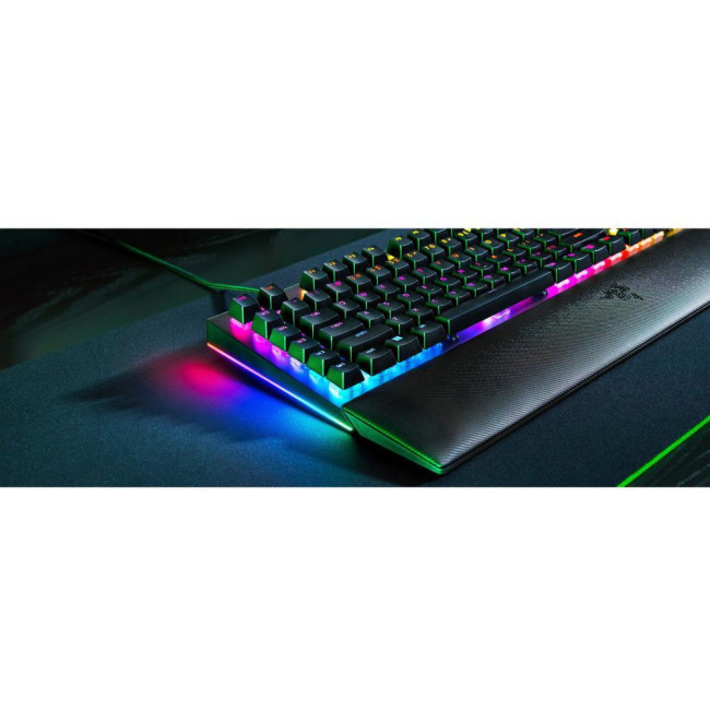 Клавиатура Razer BlackWidow V4 (RZ03-04690100-R3M1)