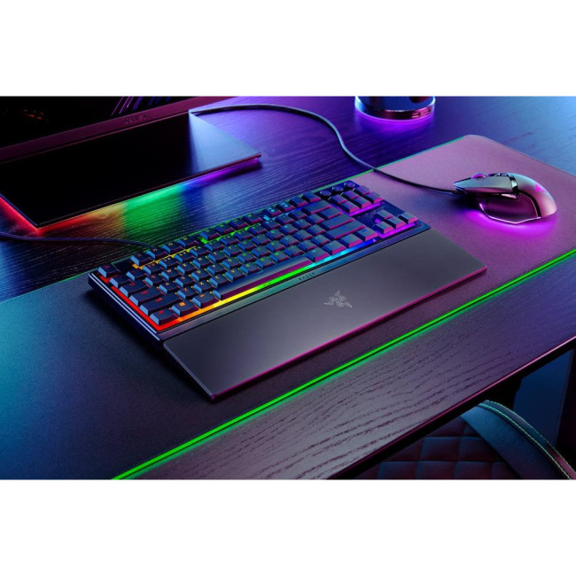 Клавиатура Razer Ornata V3 TKL RGB 84key Mecha-Membrane Switch UKR (RZ03-04881800-R371)