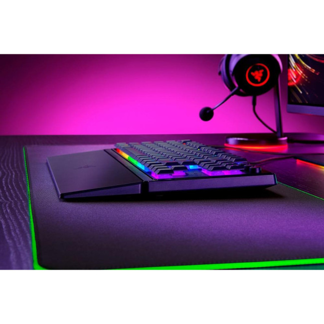Клавиатура Razer Ornata V3 TKL RGB 84key Mecha-Membrane Switch UKR (RZ03-04881800-R371)