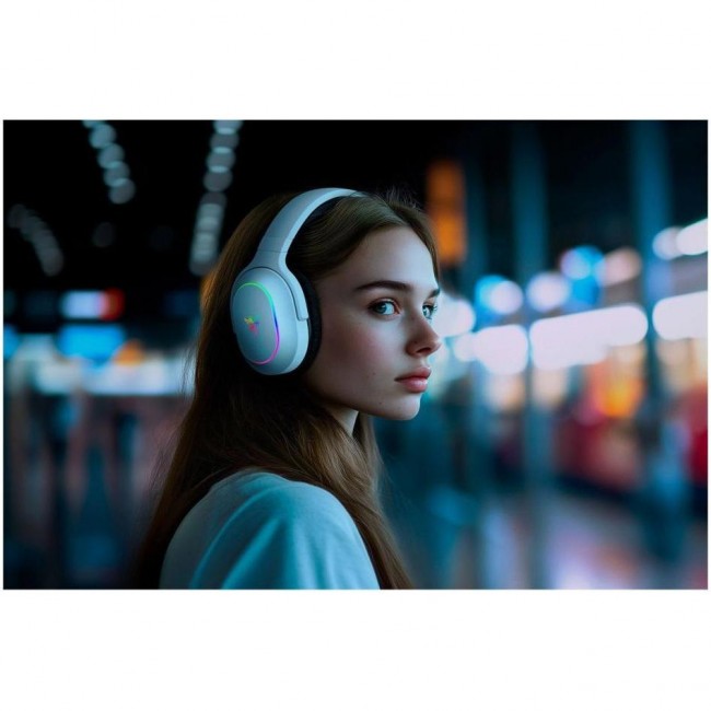 Razer Barracuda X Chroma White (RZ04-05220200-R3M1)