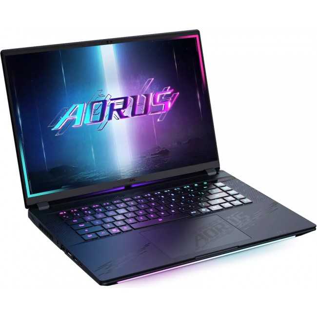 GIGABYTE AORUS MASTER 16 (BYHC5USE65SH)