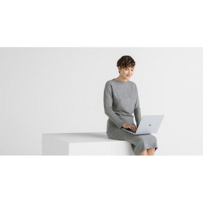 Microsoft Surface Laptop 6 13.5 (ZJW-00026)