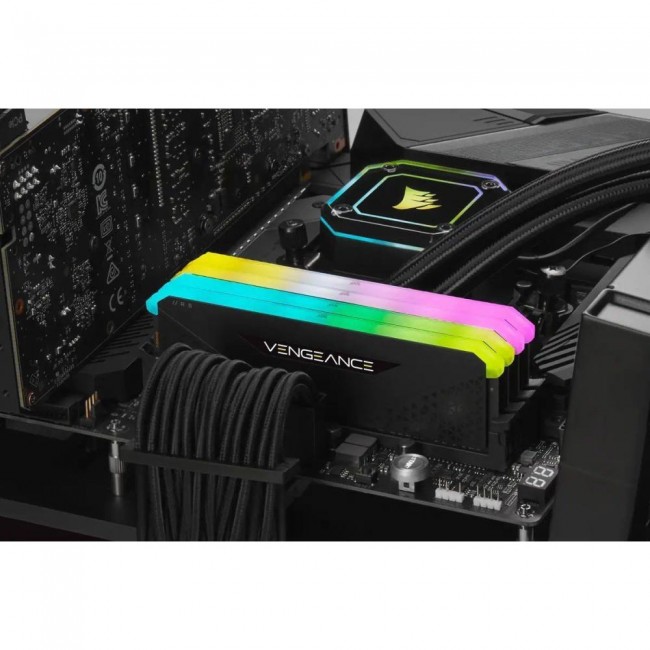 Corsair 16 GB (2x8GB) DDR4 3200 MHz Vengeance RGB RS (CMG16GX4M2E3200C16)