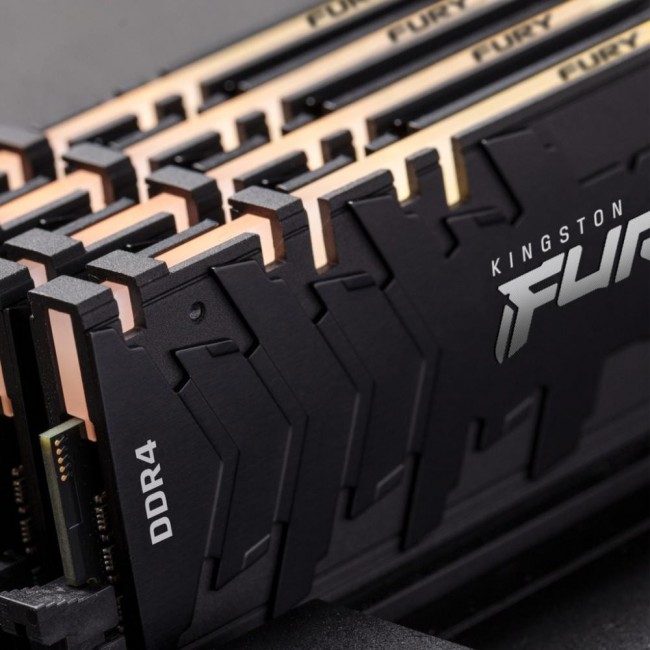 Kingston FURY 16 GB (2x8GB) DDR4 3600 MHz Renegade RGB (KF436C16RBAK2/16)