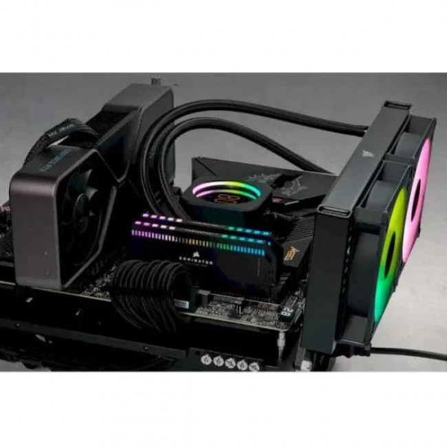Corsair 32 GB (2x16GB) DDR5 6000 MHz Dominator Platinum RGB (CMT32GX5M2X6000C36)