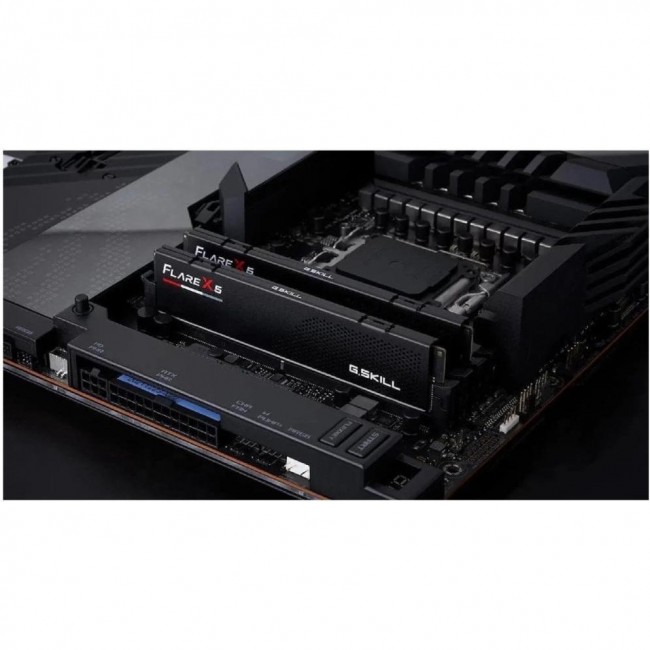 G.Skill 32 GB (2x16GB) DDR5 6000 MHz Flare X5 (F5-6000J3036F16GX2-FX5)