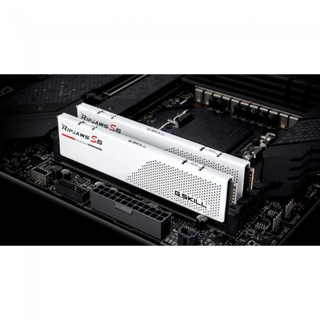 G.Skill 32 GB (2x16GB) DDR5 6000 MHz Ripjaws S5 (F5-6000J3040F16GX2-RS5W)
