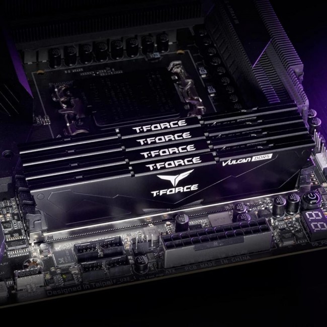 TEAM 32 GB (2x16GB) DDR5 6000 MHz T-Force Vulcan Black (FLBD532G6000HC38GDC01)