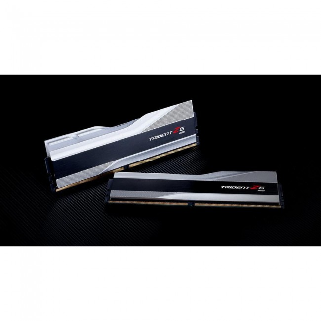 G.Skill 32 GB (2x16GB) DDR5 6000 MHz Trident Z5 RGB (F5-6000J3040F16GX2-TZ5RS)