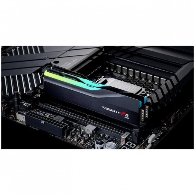 Оперативная память G.Skill 32 GB (2x16GB) DDR5 6000 MHz Trident Z5 RGB Black (F5-6000J3238F16GX2-TZ5RK)