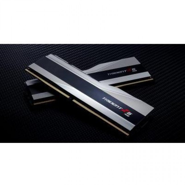 Оперативная память G.Skill 32 GB (2x16GB) DDR5 6000 MHz Trident Z5 RGB Silver (F5-6000J3636F16GX2-TZ5RS)