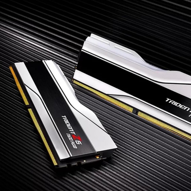 G.Skill 32 GB (2x16GB) DDR5 6400 MHz Trident Z5 Neo RGB Matte White (F5-6400J3239G16GX2-TZ5NRW)