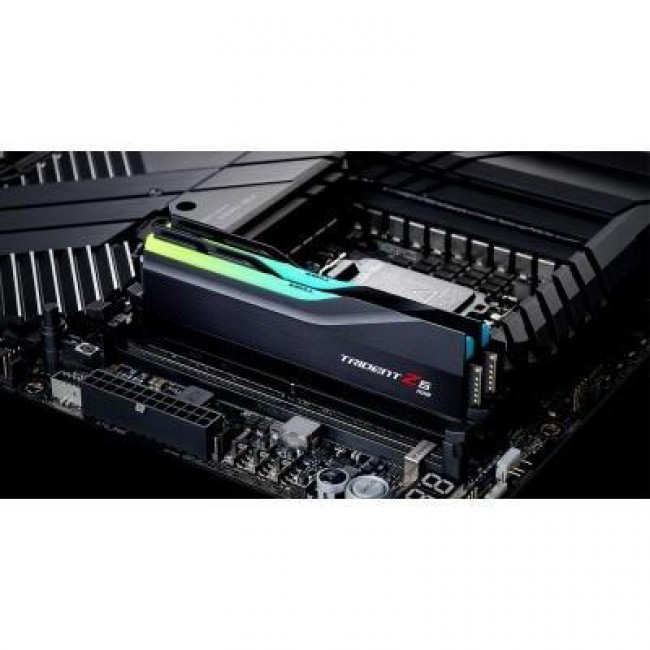 Оперативная память G.Skill 32 GB (2x16GB) DDR5 6400 MHz Trident Z5 RGB Black (F5-6400J3239G16GX2-TZ5RK)