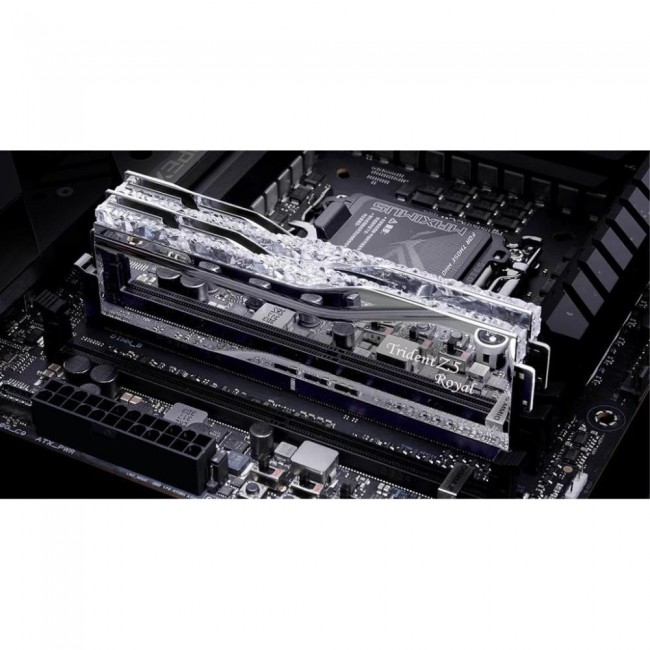 G.Skill 32 GB (2x16GB) DDR5 7600 MHz Trident Z5 Royal Silver (F5-7600J3646G16GX2-TR5S)