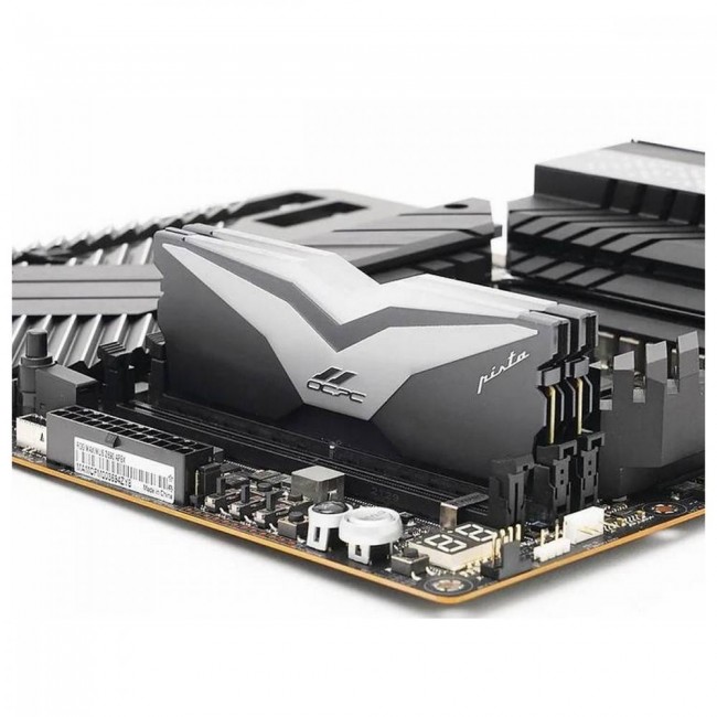 OCPC 64 GB (2x32GB) DDR5 6200 MHz Pista Titanium/Silver (MMPT2K64GD562C40T)