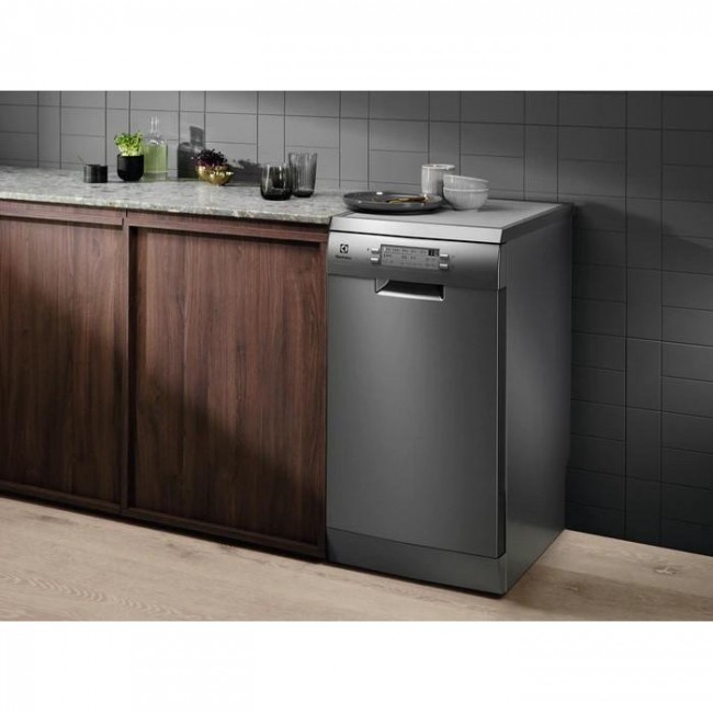 Electrolux ESM82310SX