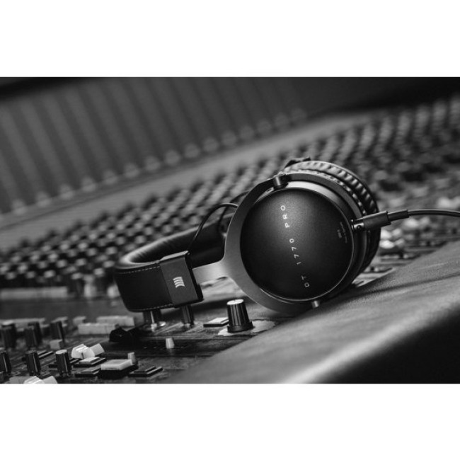 Beyerdynamic DT 1770 PRO