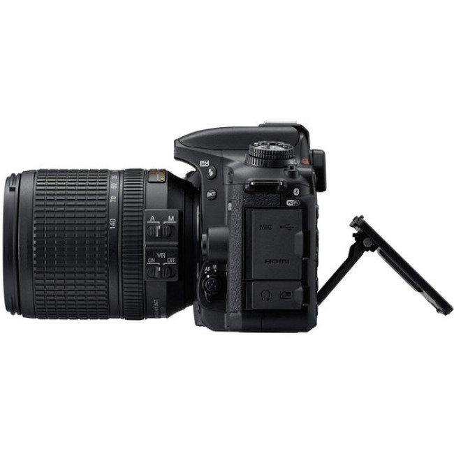 Зеркальный фотоаппарат Nikon D7500 kit (18-140mm) VR