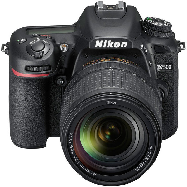 Зеркальный фотоаппарат Nikon D7500 kit (18-140mm) VR
