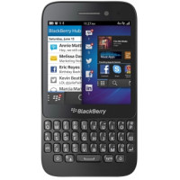 Смартфон BlackBerry Q5 (Black)