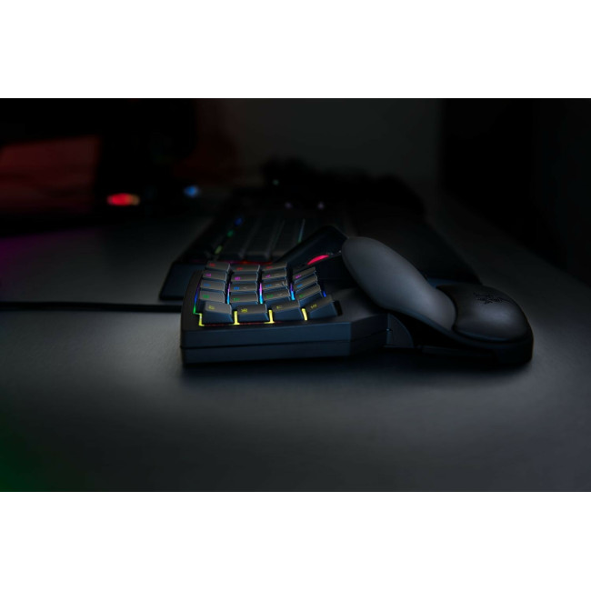 Клавиатура Razer Tartarus V2 (RZ07-02270100-R3M1)