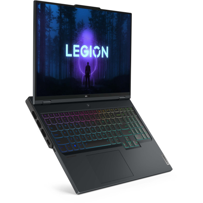 Ноутбук Lenovo Legion Pro 7 16IRX8 (82WR0022RA)