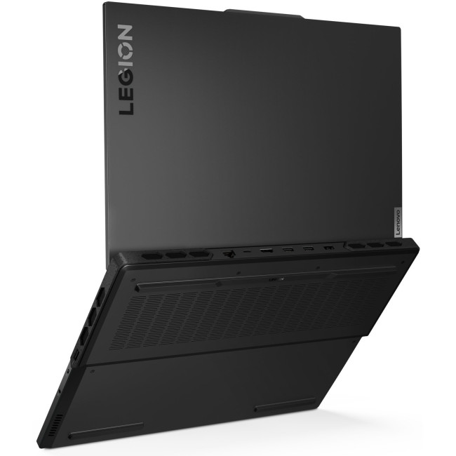 Ноутбук Lenovo Legion Pro 7 16IRX8 (82WR0022RA)