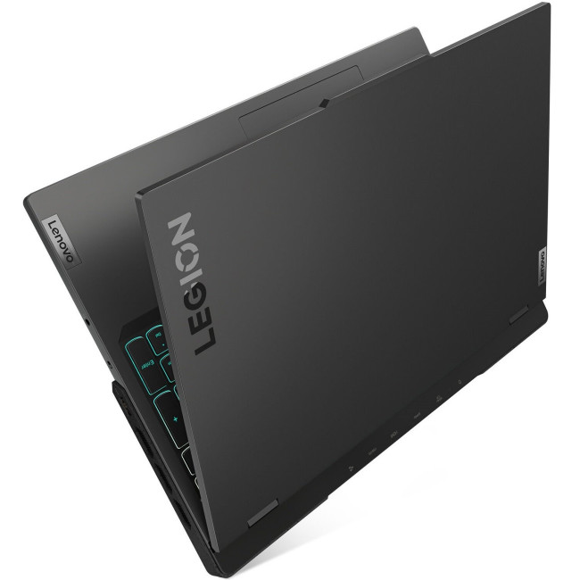 Lenovo Legion Pro 7 16IRX8H (82WQ00A0RA)