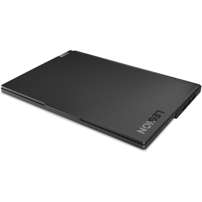 Lenovo Legion Pro 7 16IRX8H (82WQ00A0RA)