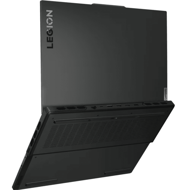 Ноутбук Lenovo Legion Pro 7 16IRX8H (82WQ004NRM)