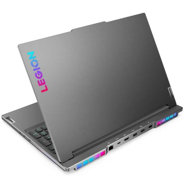 Ноутбук Lenovo Legion 7 16IAX7 (82TD0058CK)