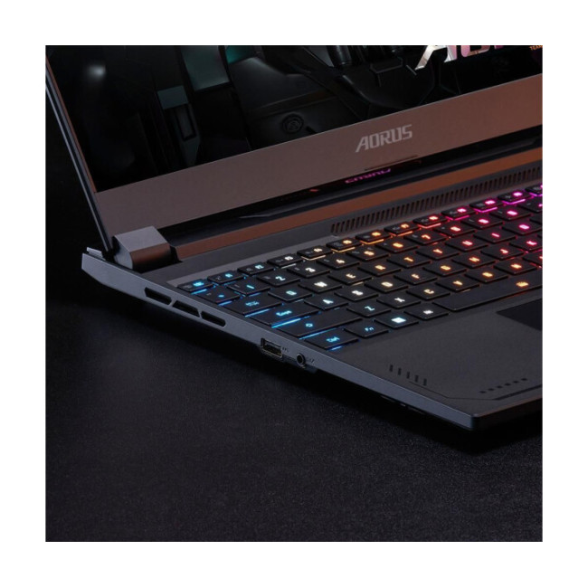 Ноутбук Gigabyte AORUS 15X ASF (ASF-83KZ654SH)