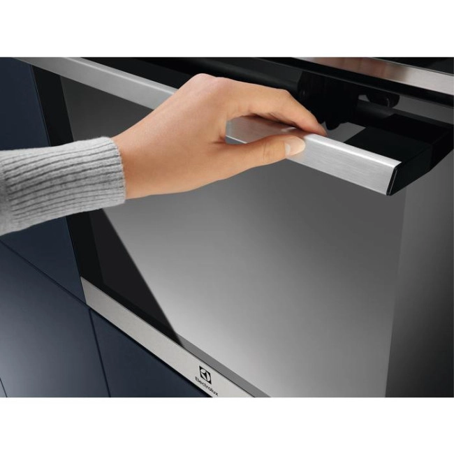 Духовой шкаф Electrolux KOEBP39WX