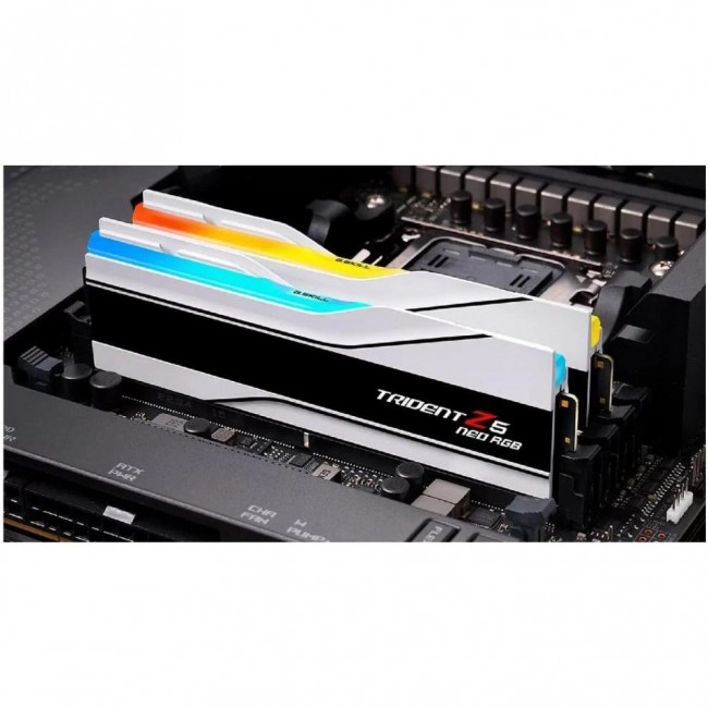 G.Skill 32 GB (2x16GB) DDR5 6400 MHz Trident Z5 Neo RGB White (F5-6400J3039G16GX2-TZ5NRW)