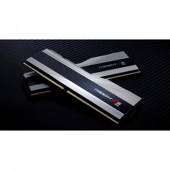 G.Skill 32 GB (2x16GB) DDR5 8000 MHz Trident Z5 RGB (F5-8000J3848H16GX2-TZ5RS)