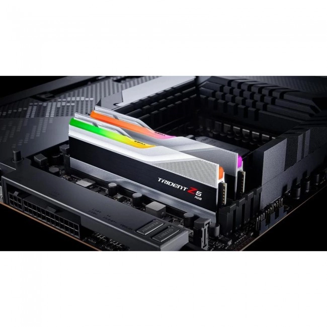 G.Skill 64 GB (2x32GB) DDR5 6000 MHz Trident Z5 RGB (F5-6000J3238G32GX2-TZ5RS)
