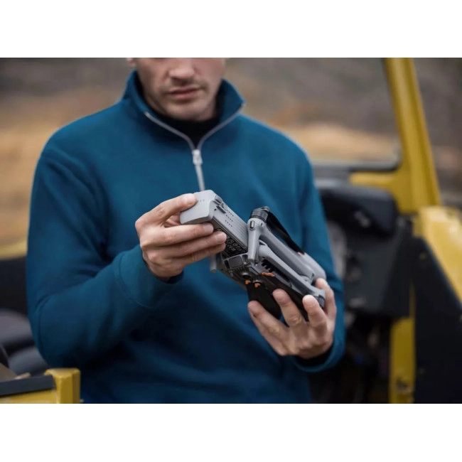Квадрокоптер DJI Air 3 Fly More Combo with RC-N2 (CP.MA.00000692.04).